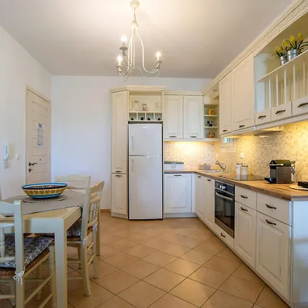9 Muses - Erato, Euterpe - Appartement